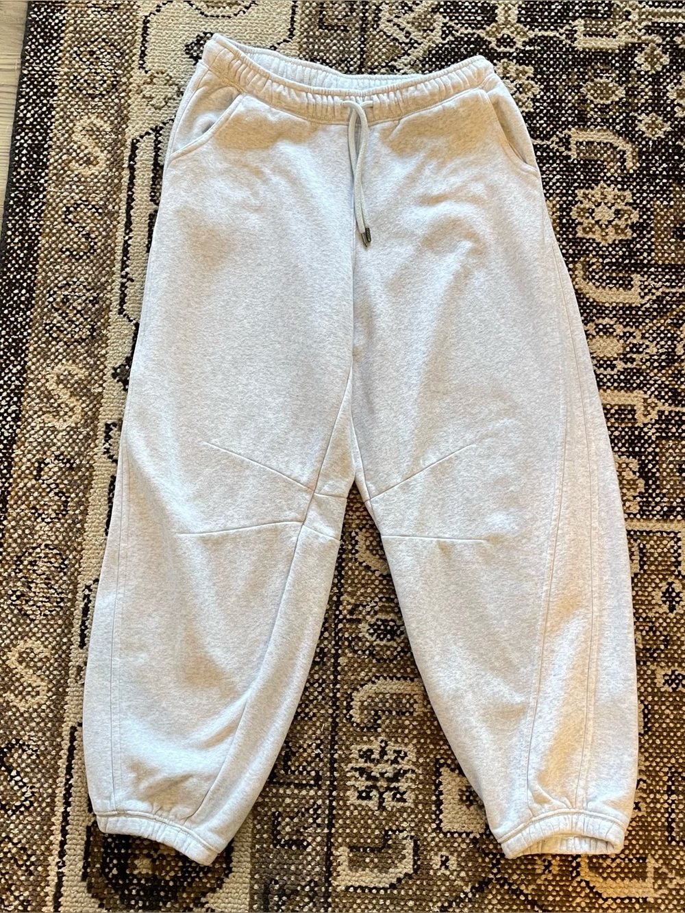 🌟UNIVERSAL THREAD🌟Grey Sweatpants, Small